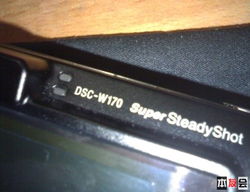 索尼電子產(chǎn)品屏幕清潔與設(shè)備選配指南 從T77、W170相機(jī)到筆記本周邊